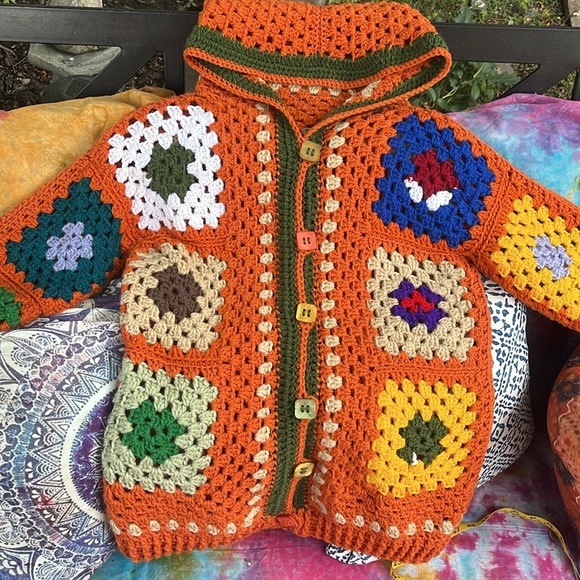 Hand Crafted Sweaters - HANDCRAFTED🖐️Granny Squares Crocheted Cardigan🧶